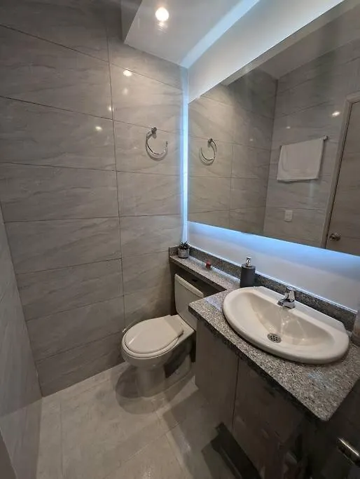 Apartamento Con 3 Habitaciones Y Vista Directa Al Mar Cartagena Apartment