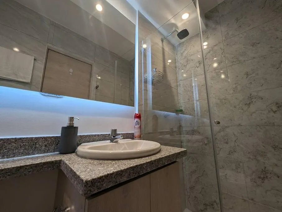 Apartamento Con 3 Habitaciones Y Vista Directa Al Mar Cartagena